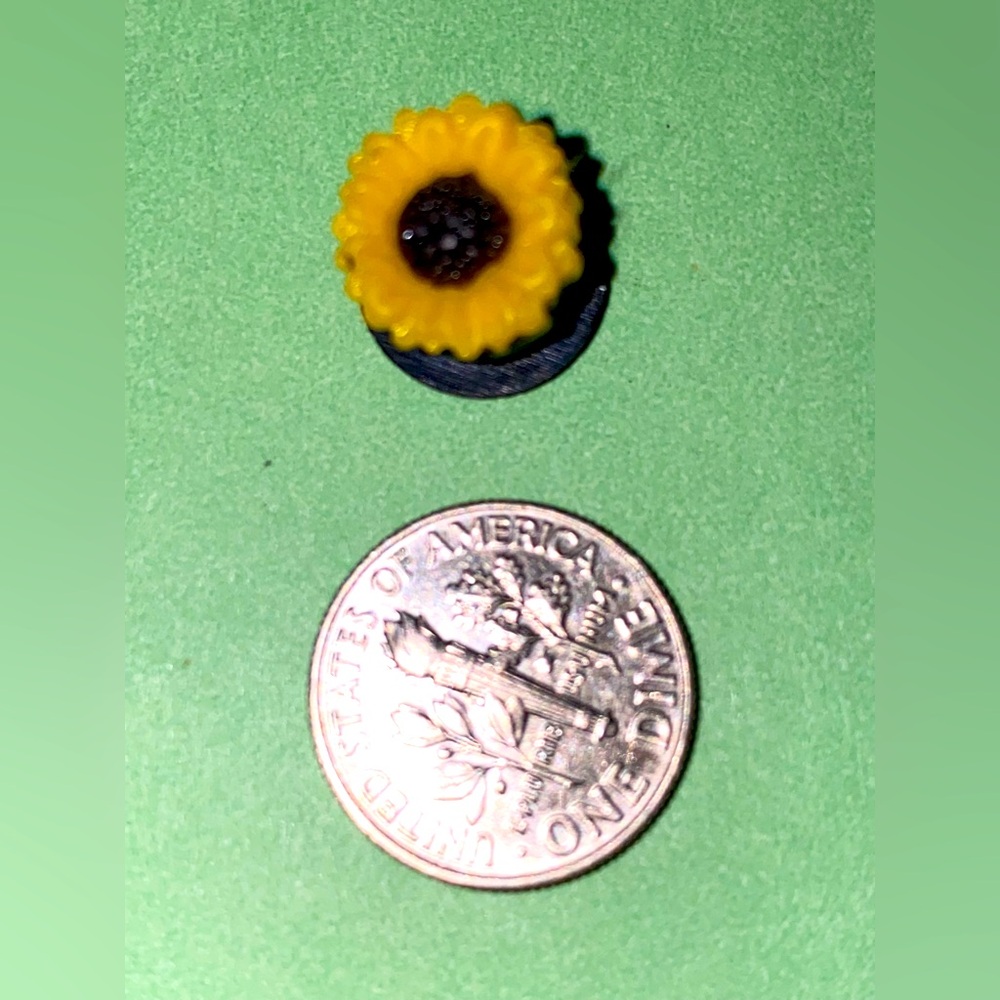 (10 for $15) Sunflower flower Crocs Shoe Charms